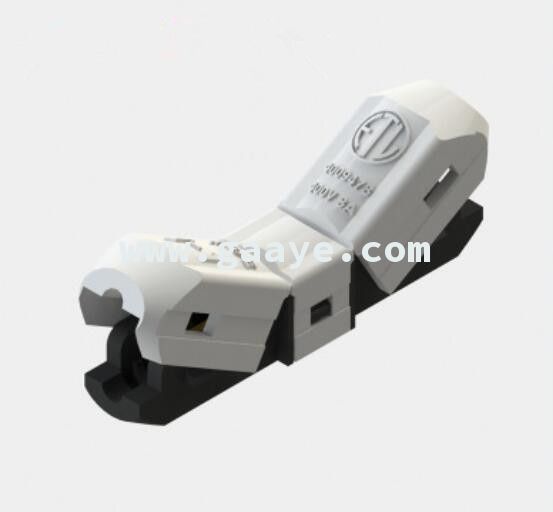 I type one connector